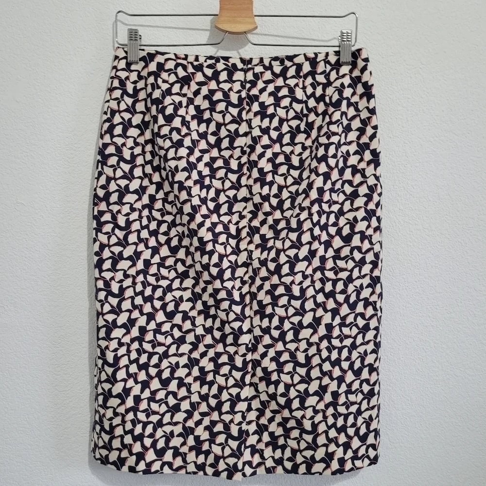 Ann taylor Classic floral Pencil skirt - Picture 3 of 9